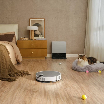 Roborock Saros 10 Robot Vacuum Mop, 3.14" Ultra-Thin Design, Auto Mop Detachment, 0% Hair Tangling, 22,000 Pa Suction Multi-Function Dock 8 Roborock Saros 10 Robot Vacuum Mop, 3.14" Ultra-Thin Design, Auto Mop Detachment, 0% Hair Tangling, 22,000 Pa Suction Multi-Function Dock - Image 8