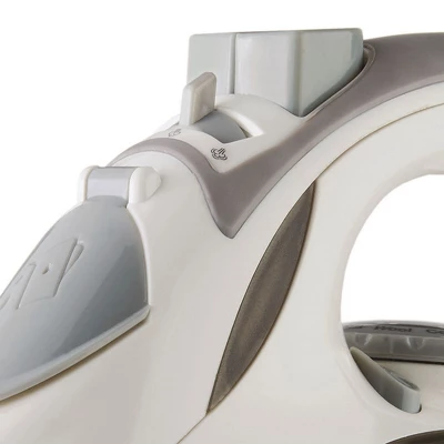 Brentwood Steam Iron With Retractable Cord 5 Brentwood Steam Iron With Retractable Cord - Image 5