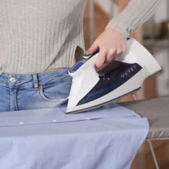 Sunbeam 1700W Digital Pro Steam Iron With Retractable Cord -Baxton Studio Shop GUEST dfa35ebb dedd 4467 acf3 0d74ad65fdd2