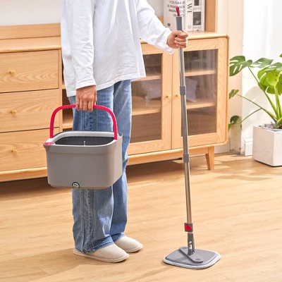 True & Tidy TrueClean Spin Mop & Bucket System With Silicone Sweeper 9 True & Tidy TrueClean Spin Mop & Bucket System With Silicone Sweeper - Image 9
