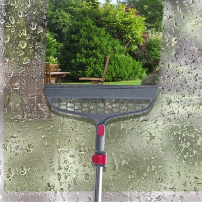 True & Tidy TrueClean Spin Mop & Bucket System With Silicone Sweeper 6 True & Tidy TrueClean Spin Mop & Bucket System With Silicone Sweeper - Image 6