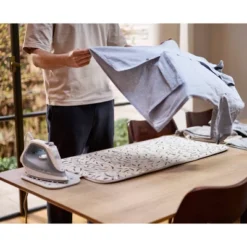 Joseph Joseph Swift Ironing Mat - Ecru Scatter